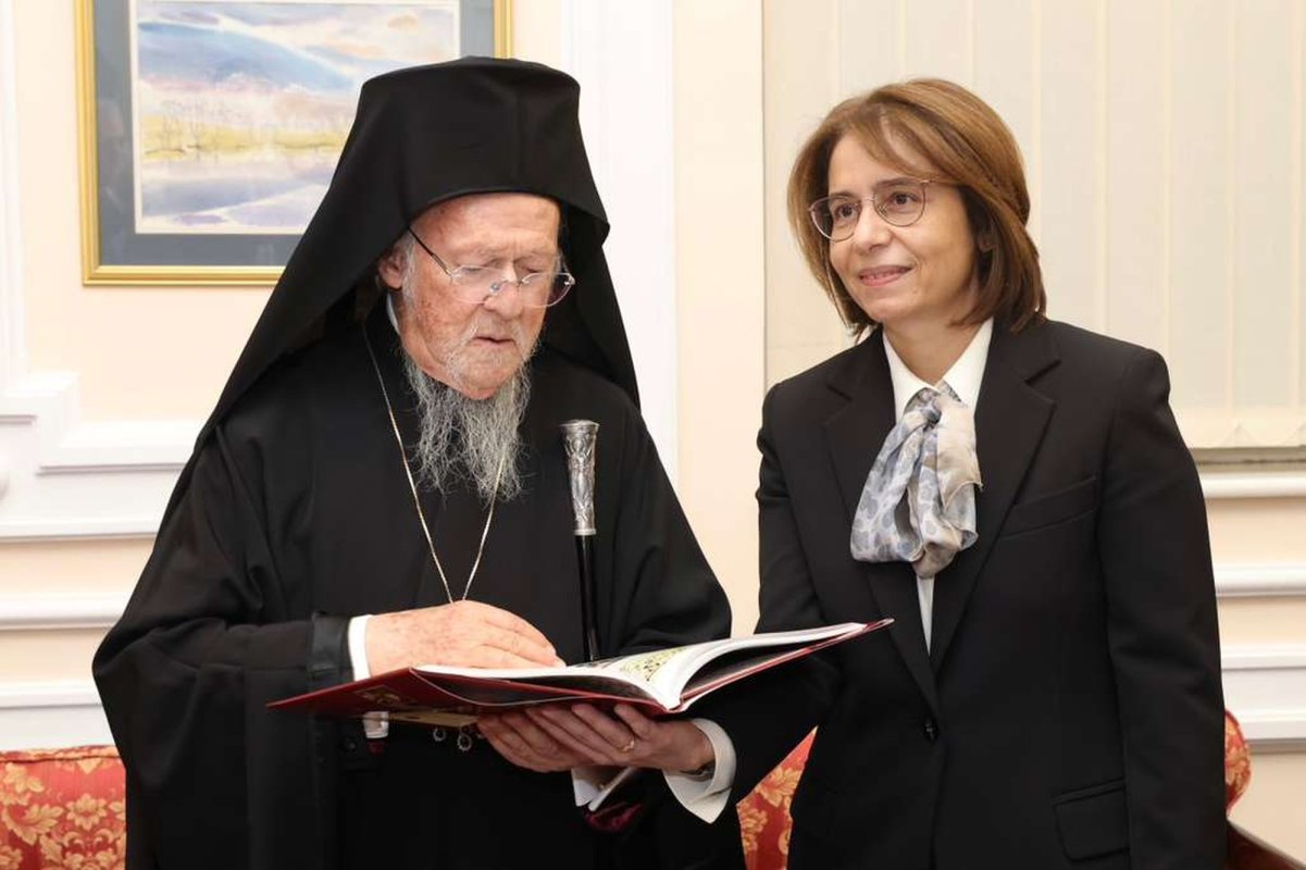 Sanctitatea Sa Bartolomeu, Patriarhul Ecumenic, a vizitat Ambasada Greciei 345771