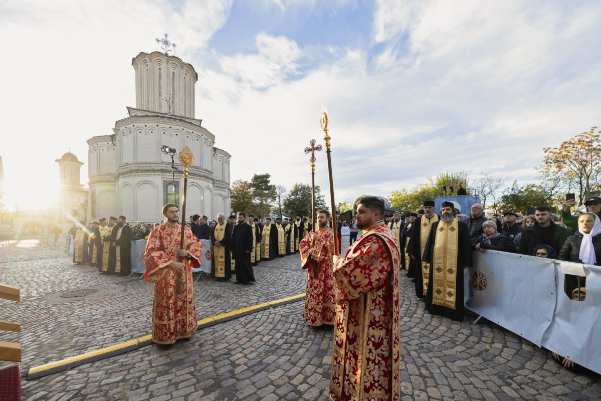 Lauda de seară adusă Sfântului Mucenic Dimitrie pe Colina Bucuriei 345816