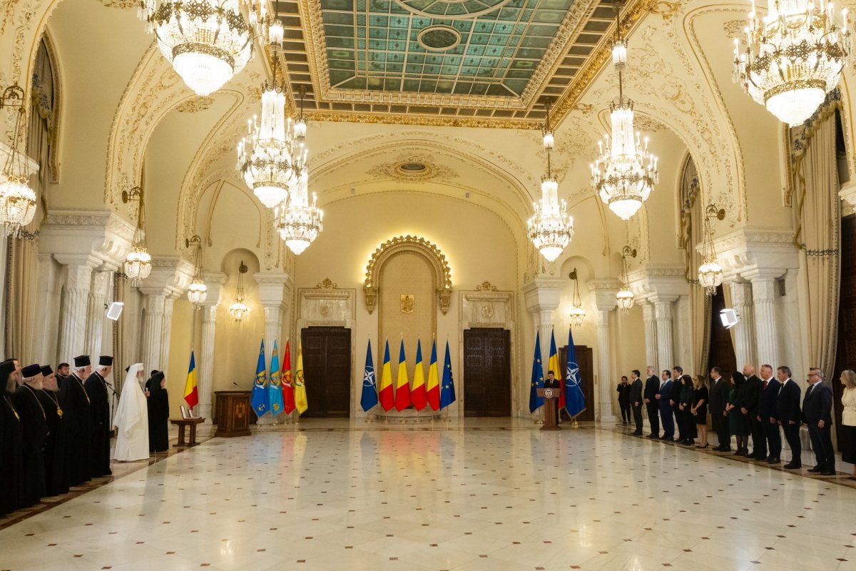 Decorații naționale pentru Patriarhul Ecumenic și Patriarhia Română 346164