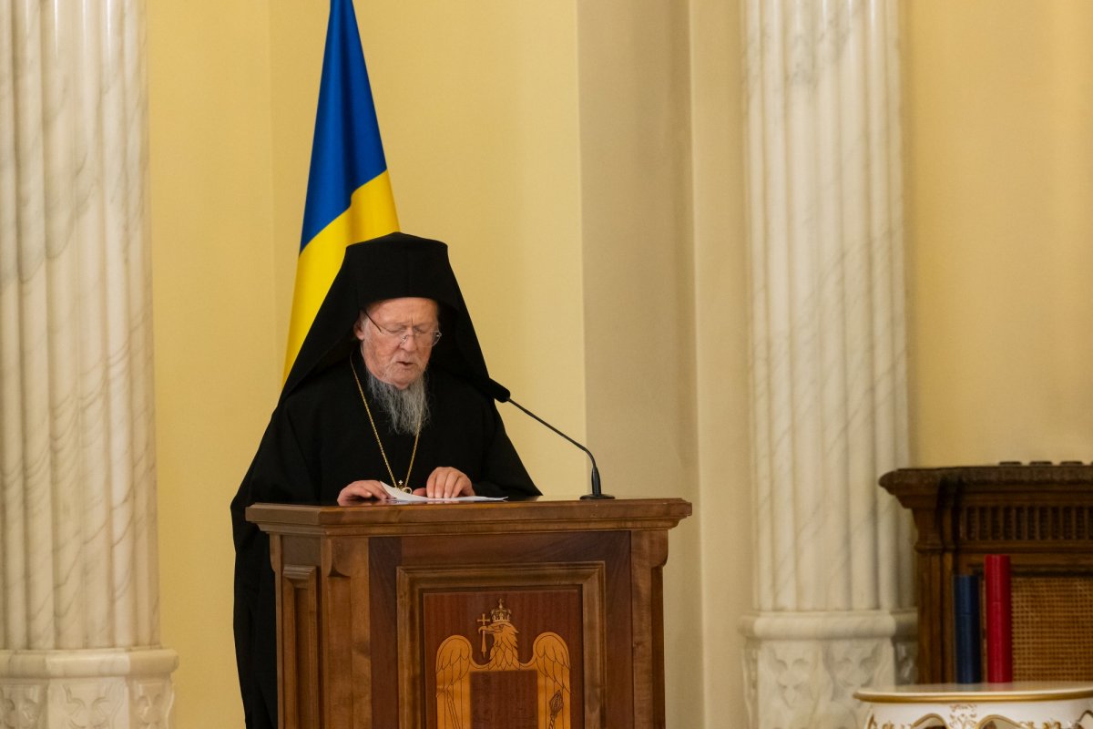 Decorații naționale pentru Patriarhul Ecumenic și Patriarhia Română 346165