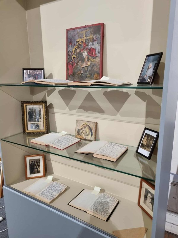 „Centenarul unei vocații artistice” 346139