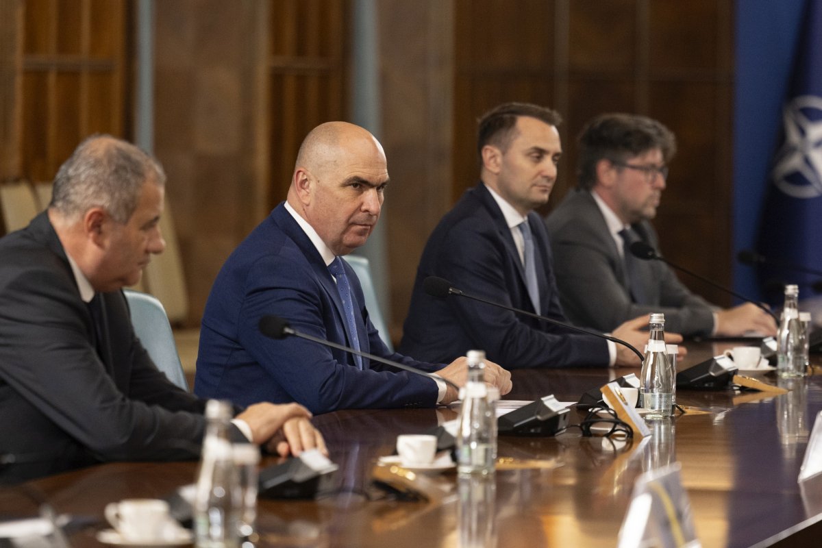 Patriarhul Ecumenic și Patriarhul Bisericii Ortodoxe Române, primiți la Guvernul României 346288