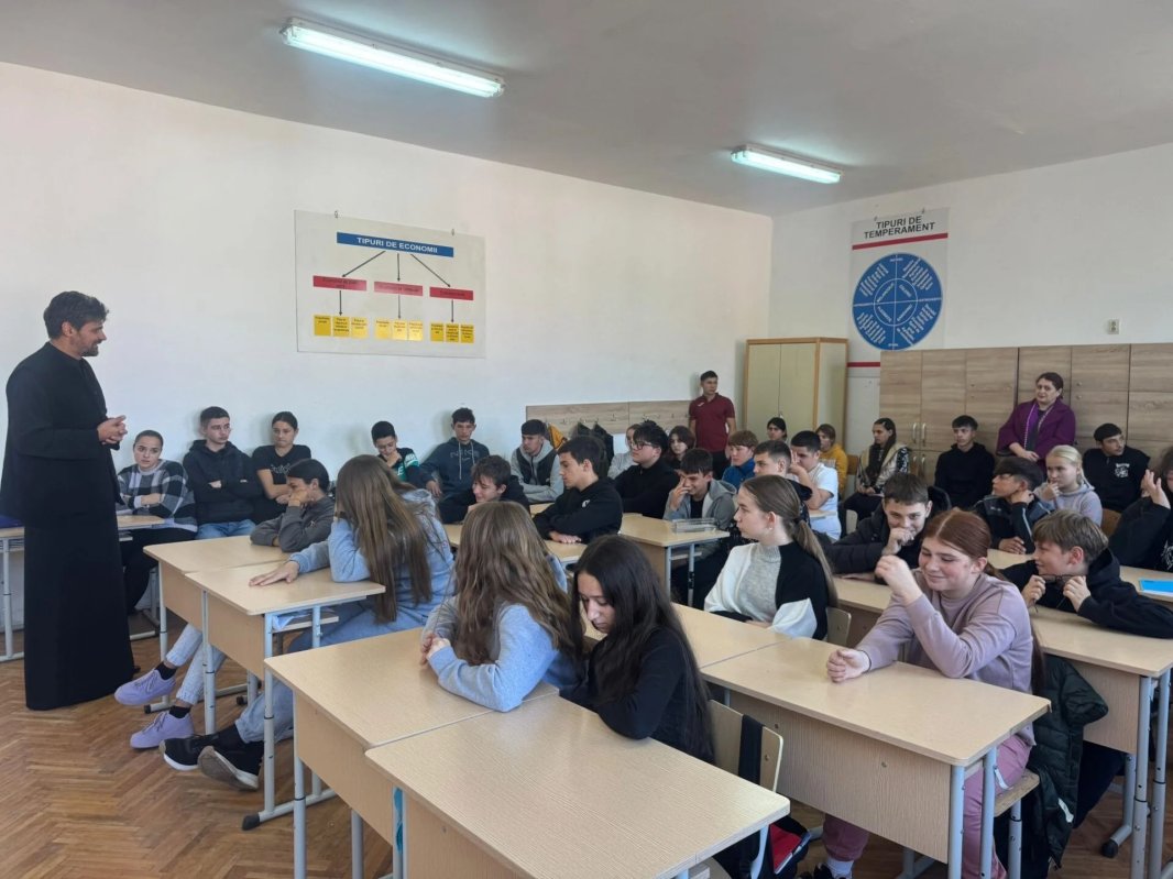 Proiect al Episcopiei Sălajului dedicat prevenirii dependențelor în rândul adolescenților 346291