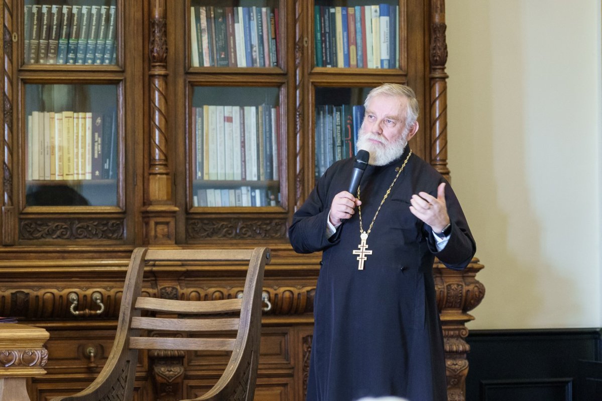 Dublă sărbătoare academică și duhovnicească la Iași 346599