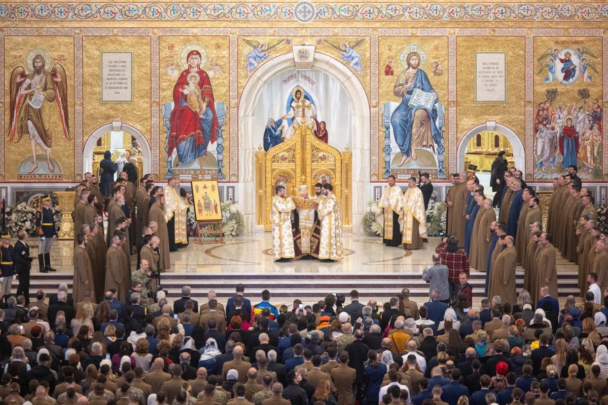 Ziua clerului militar la Catedrala Națională din București 346609