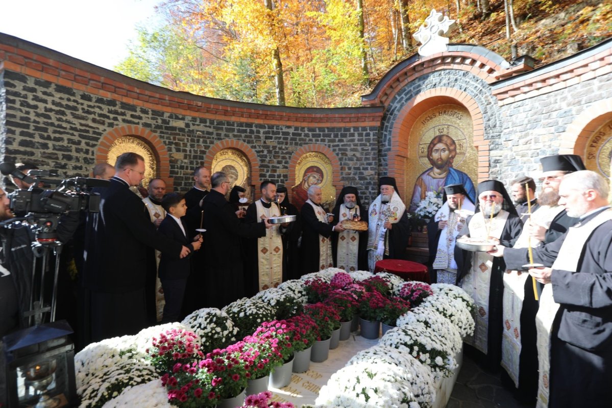 Arhiepiscopul Justinian Chira, pomenit la nouă ani de la trecerea la Domnul 346651