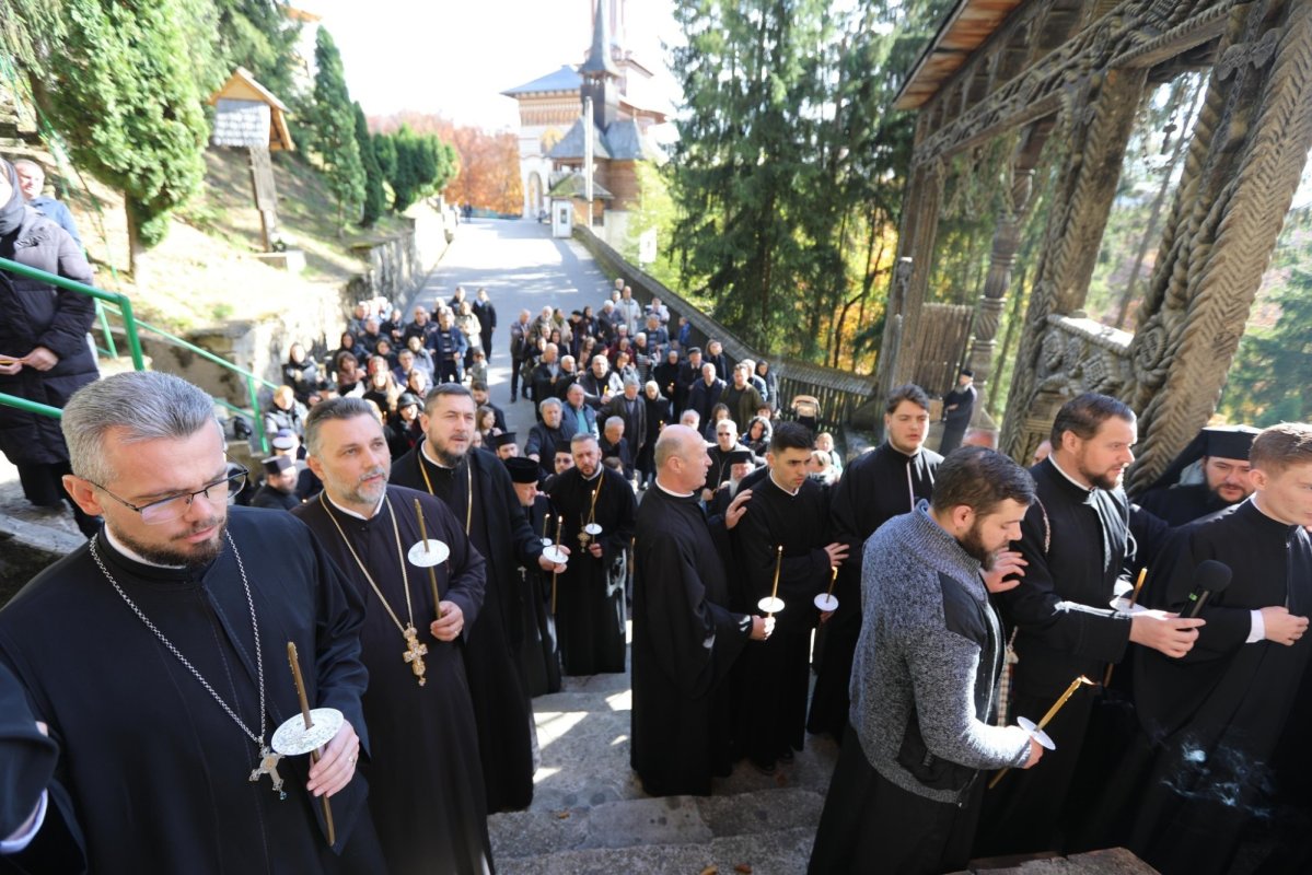 Arhiepiscopul Justinian Chira, pomenit la nouă ani de la trecerea la Domnul 346652