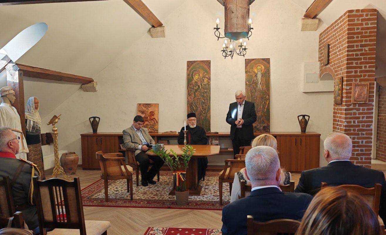 Regina Maria, omagiată la 150 de ani de la naștere la Curtea de Argeș 346657