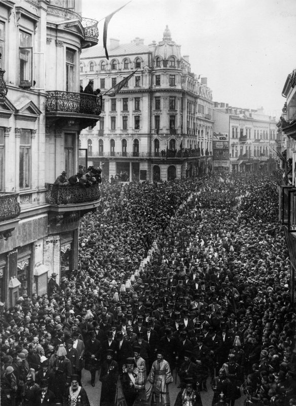 100 de ani de la întronizarea primului Patriarh al României 345611