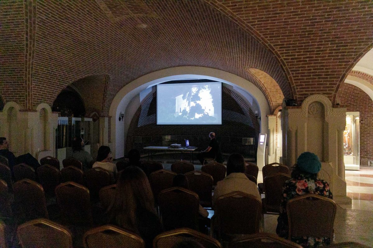 A început cea de‑a doua ediție a Festivalului de film creștin „Quo Vadis” 346886