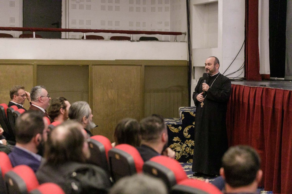 A început cea de‑a doua ediție a Festivalului de film creștin „Quo Vadis” 346891