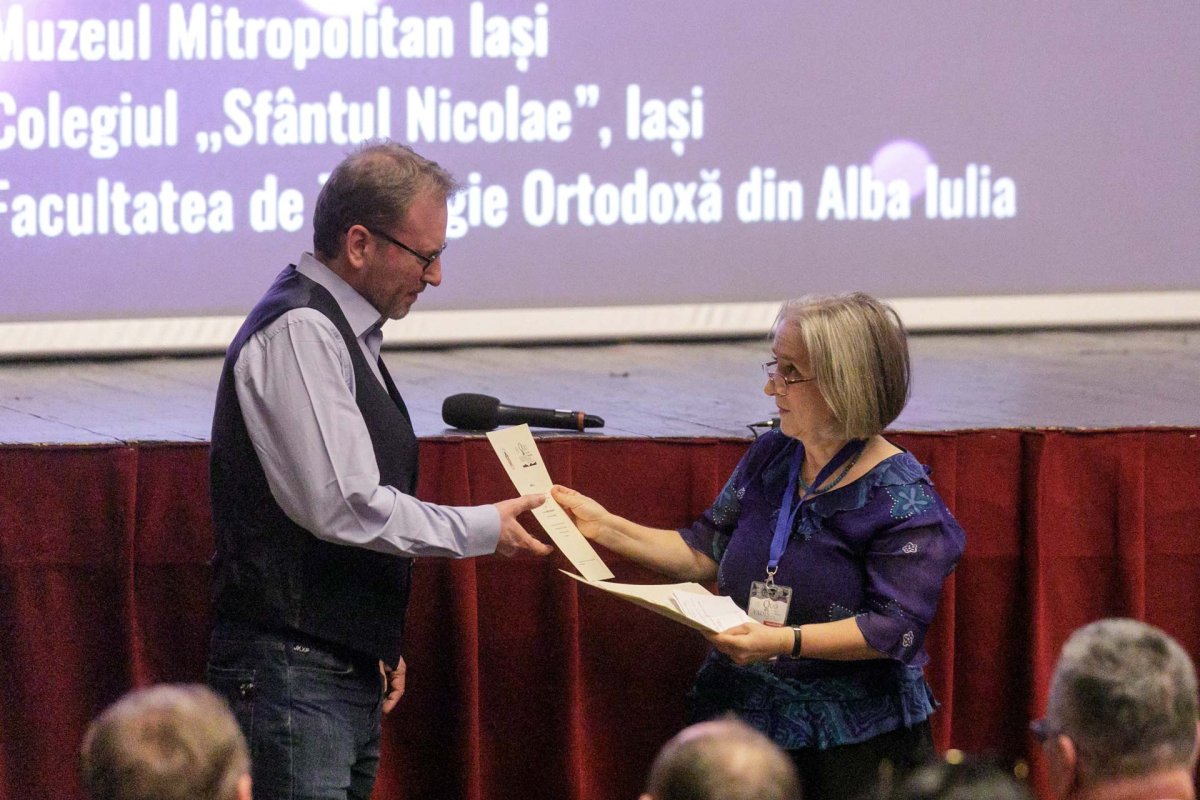 A început cea de‑a doua ediție a Festivalului de film creștin „Quo Vadis” 346893