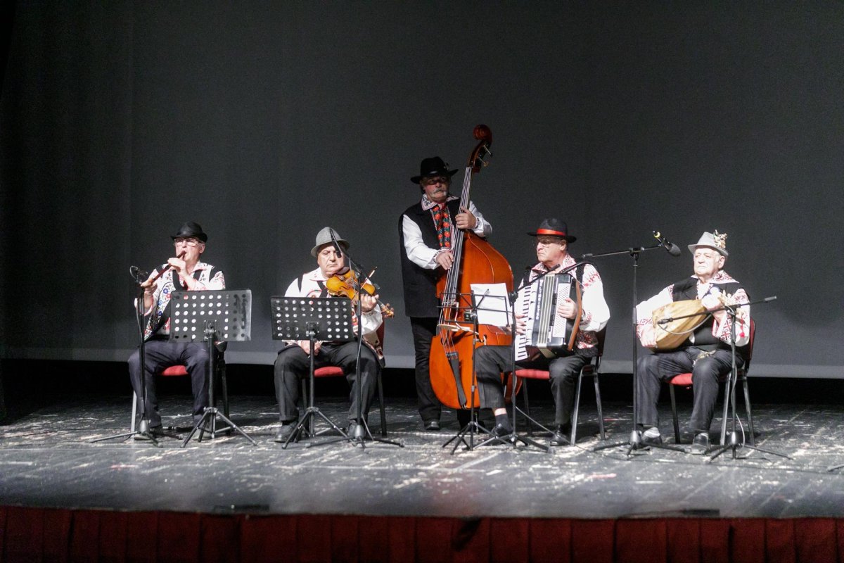 A început cea de‑a doua ediție a Festivalului de film creștin „Quo Vadis” 346896