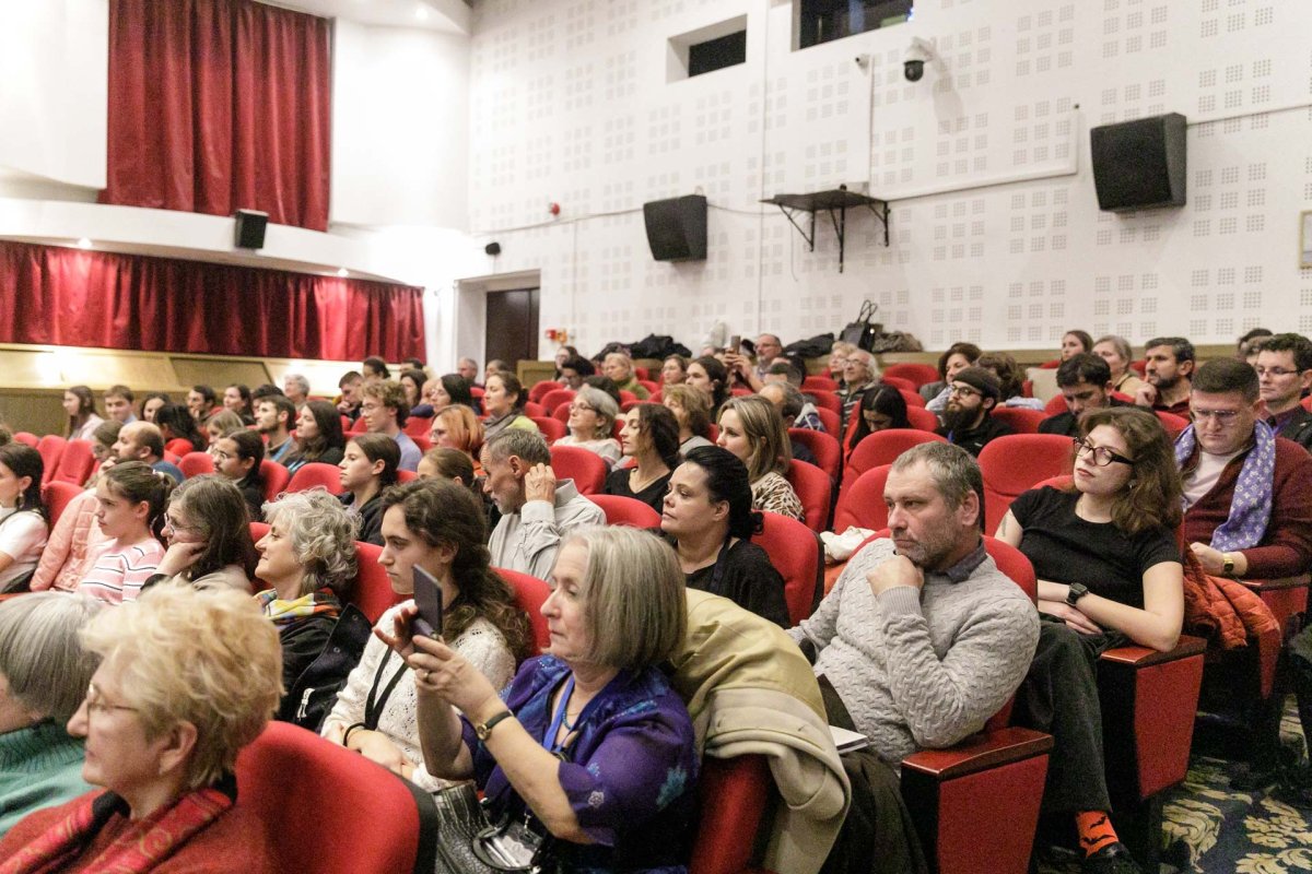 A început cea de‑a doua ediție a Festivalului de film creștin „Quo Vadis” 346900