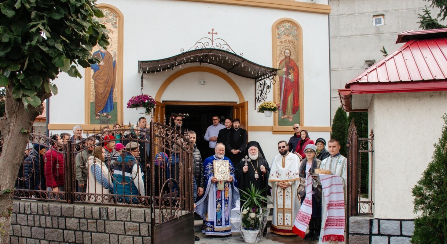 Binecuvântarea noilor lucrări realizate la o biserică tulceană 346853