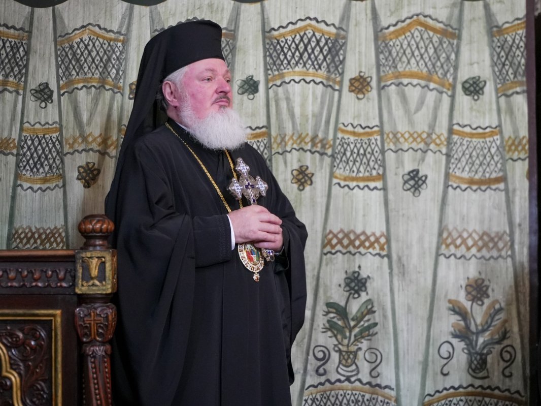 Întrunirea „Colegiului Decanilor” - cooperare academică pentru intensificarea misiunii învățământului teologic ortodox universitar  346863