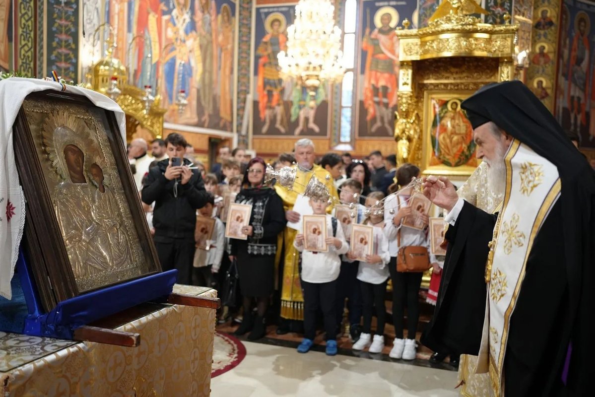 Icoana Maicii Domnului de la Adam în orașul Slobozia 347014