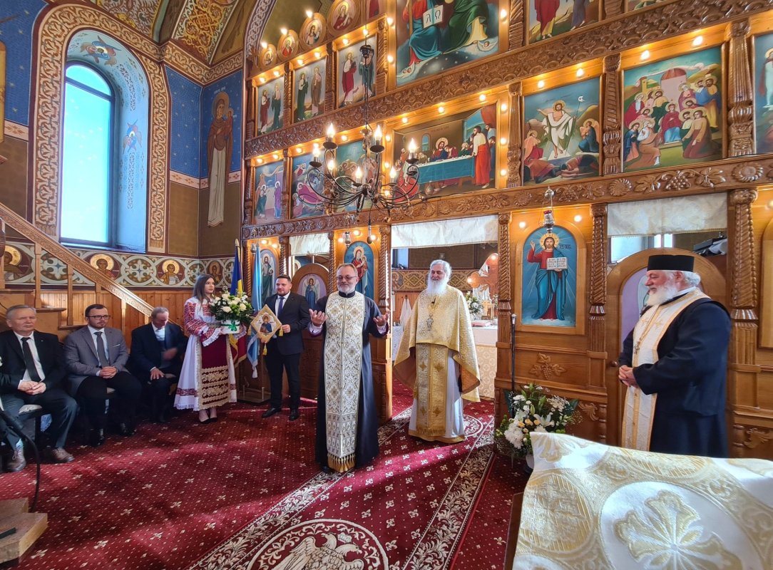 Sărbătoarea comunităţii Buduș 346996