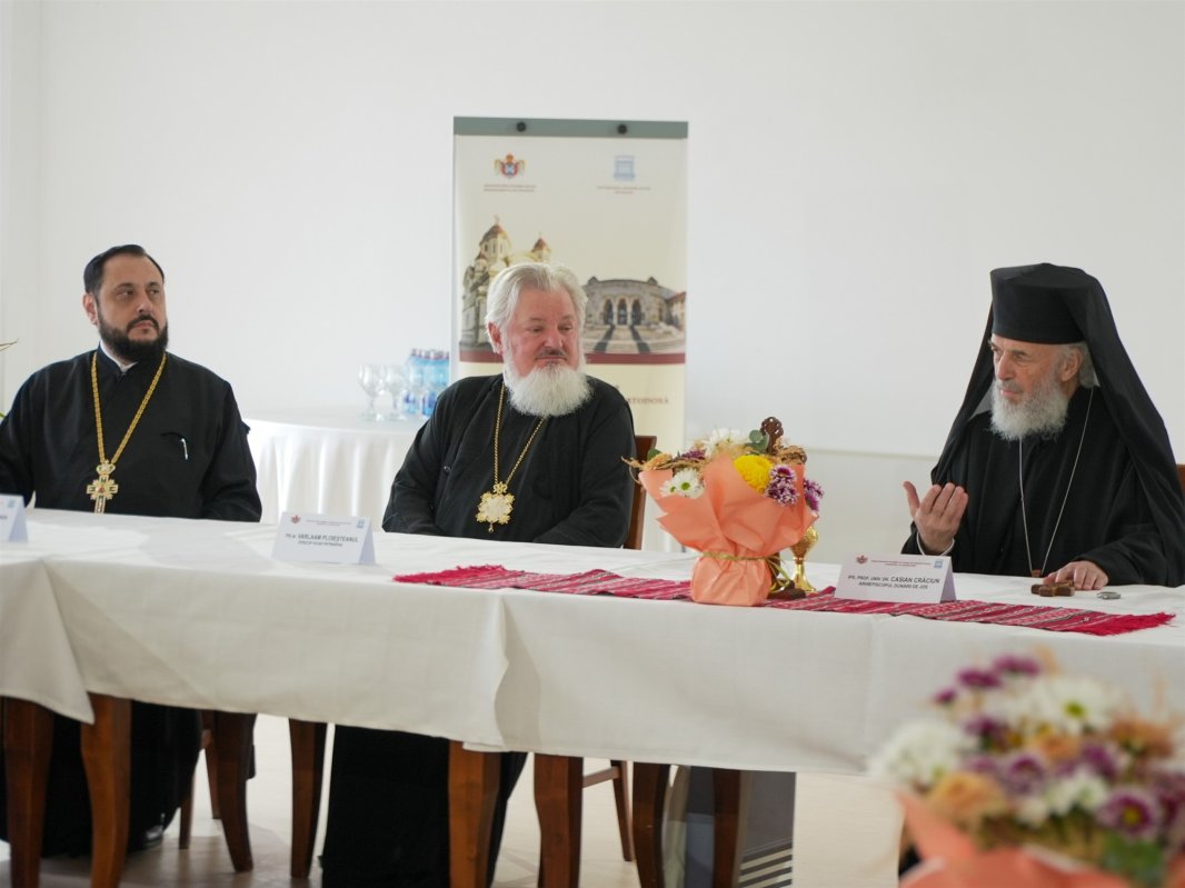 Ultima zi a întrunirii Colegiului Decanilor Facultăților de Teologie Ortodoxă 346982
