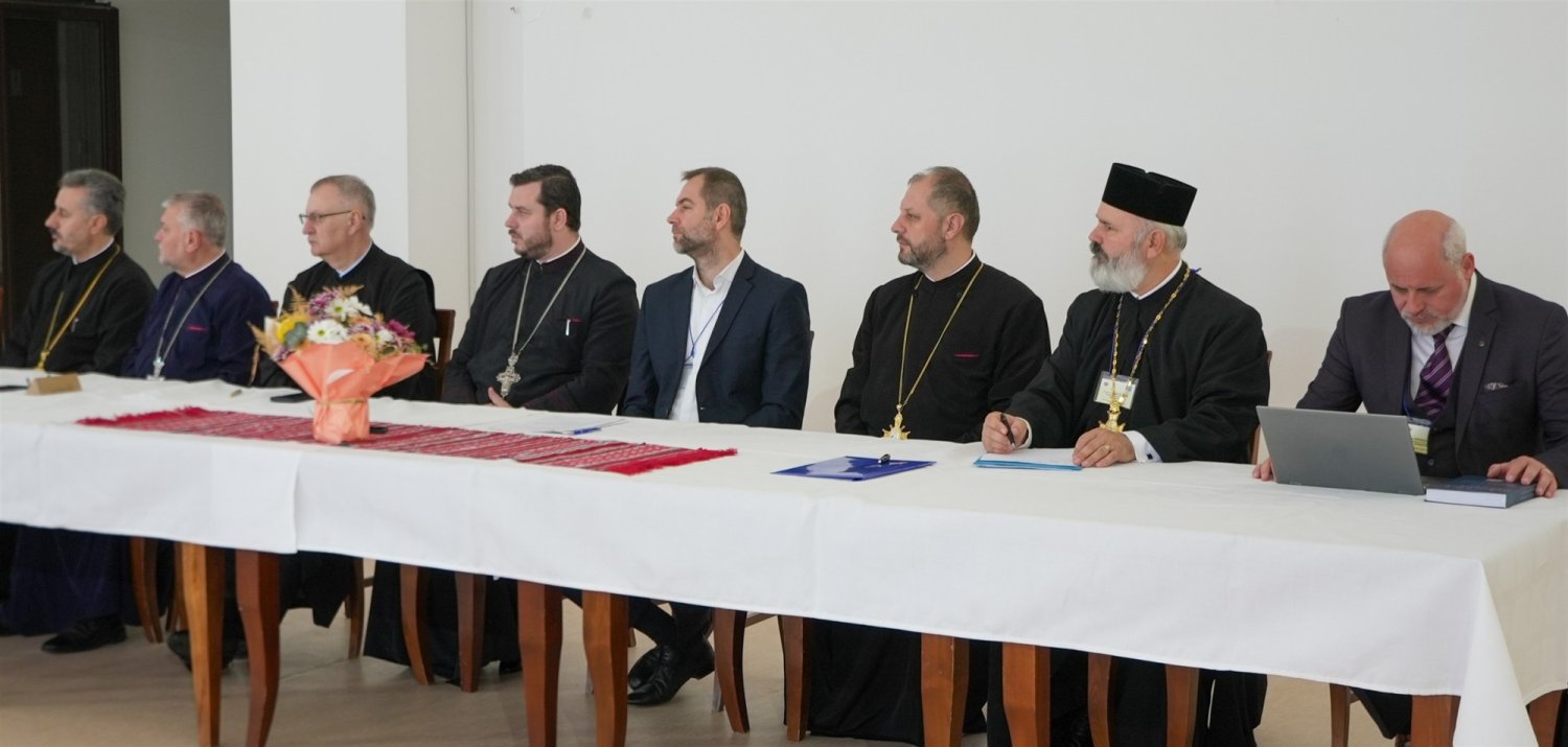 Ultima zi a întrunirii Colegiului Decanilor Facultăților de Teologie Ortodoxă 346983