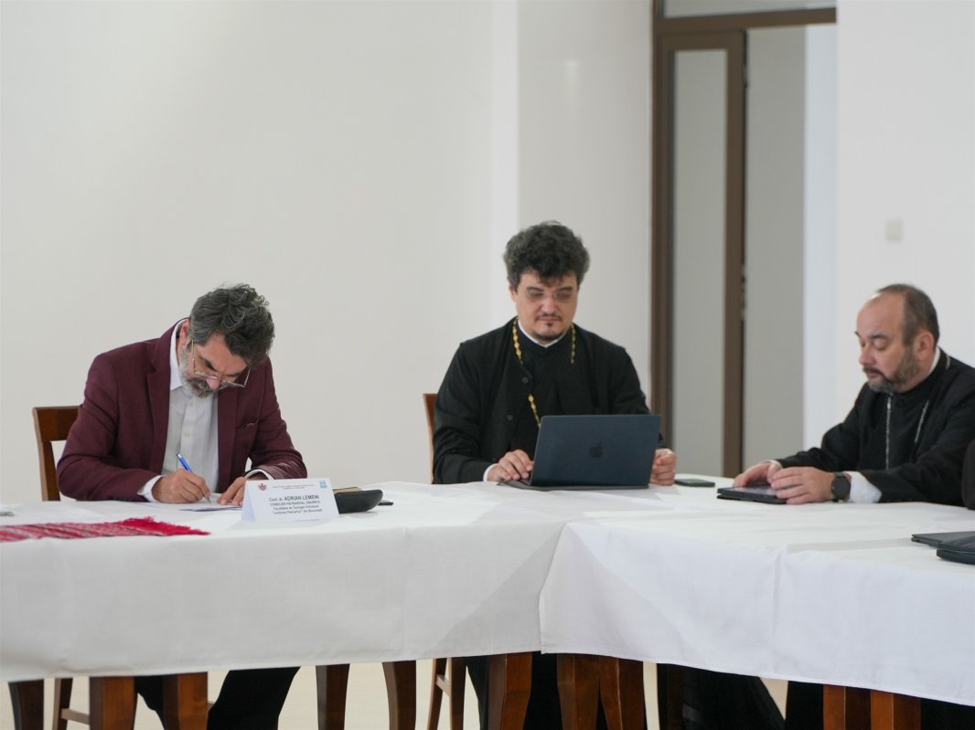 Ultima zi a întrunirii Colegiului Decanilor Facultăților de Teologie Ortodoxă 346984