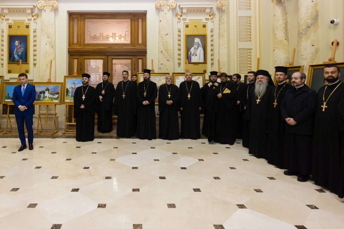 Luminoasă răsplătire pentru ostenitorii sfințirii picturii Catedralei Naționale 347113