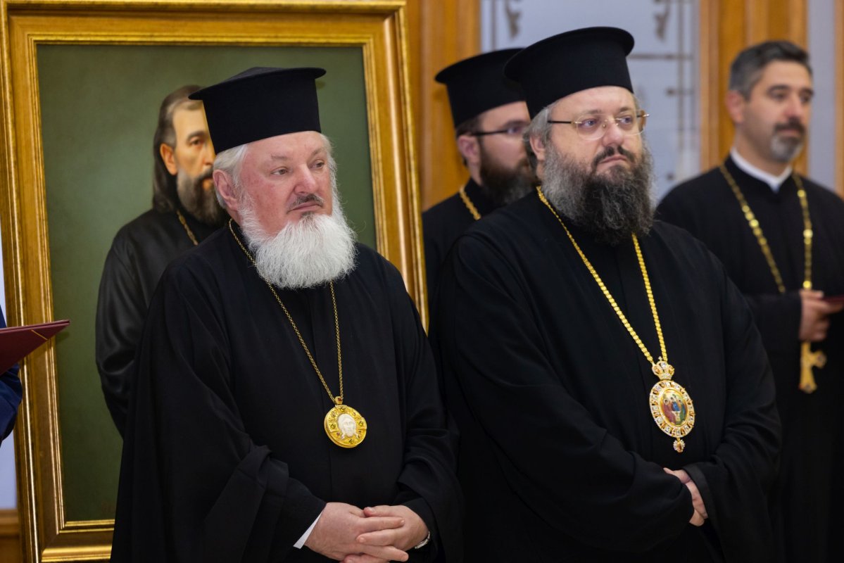 Luminoasă răsplătire pentru ostenitorii sfințirii picturii Catedralei Naționale 347147