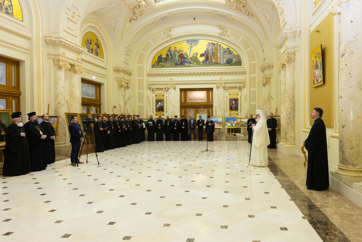 Luminoasă răsplătire pentru ostenitorii sfințirii picturii Catedralei Naționale 347150