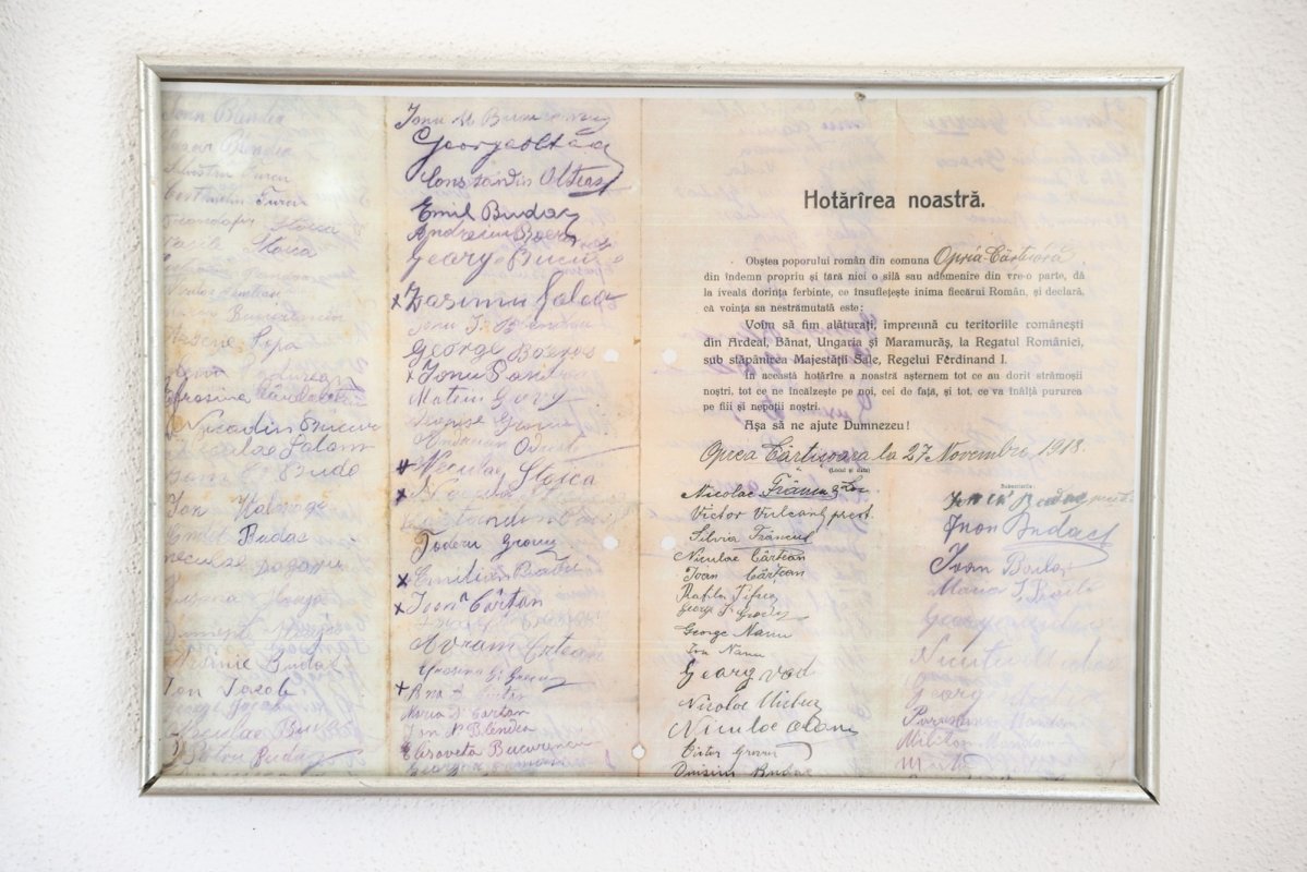 Podoaba monumentelor din Țara Făgărașului 347017