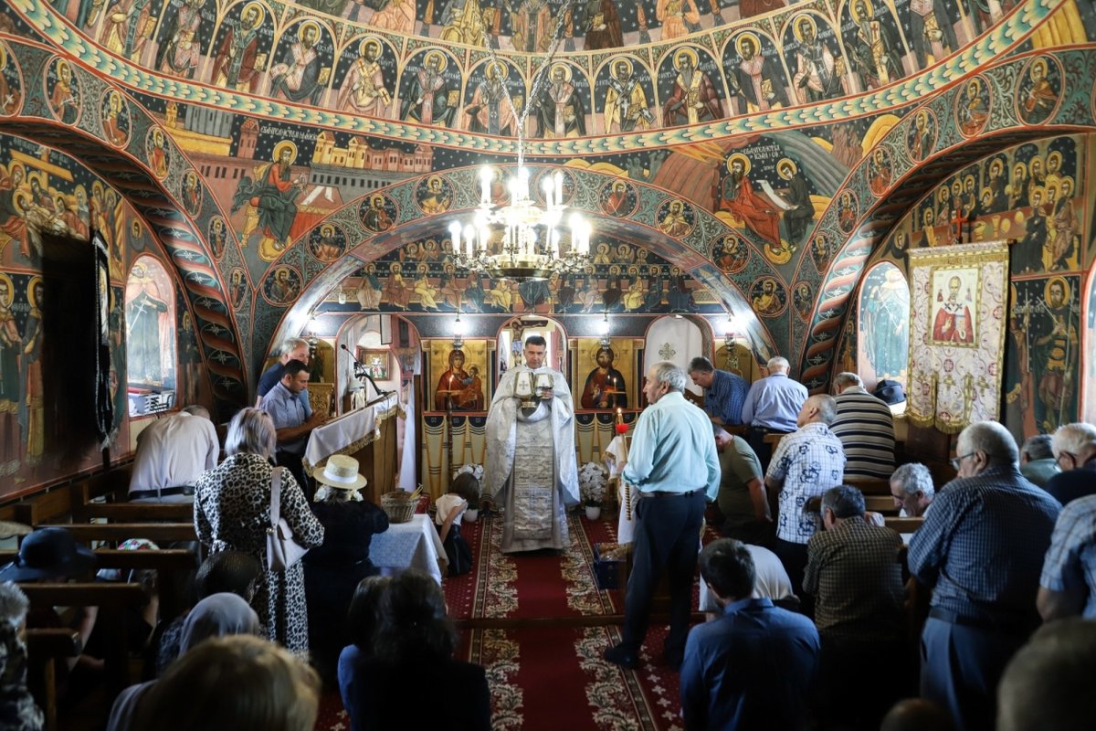 Podoaba monumentelor din Țara Făgărașului 347021