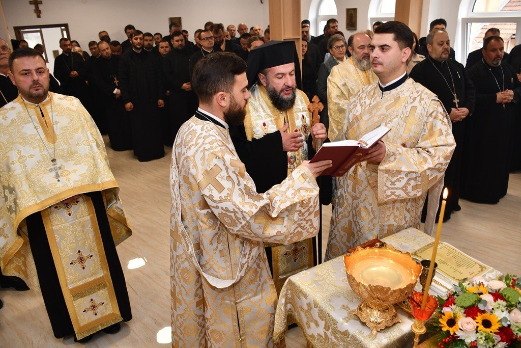 Înnoirea sediului Protopopiatului Reșița 347257