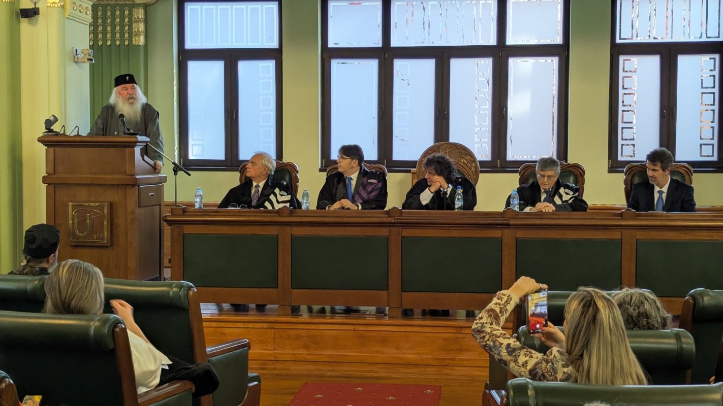 Titlu onorific pentru un profesor de teologie din Capitală 347251