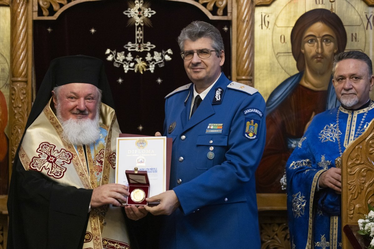 Pomenirea întemeietorului Jandarmeriei Române 347351