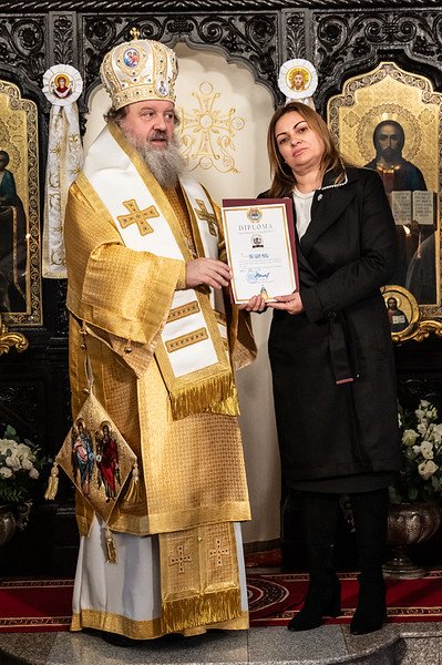 Raclă nouă pentru moaștele sfântului ocrotitor al Parohiei Afumați 2 347362