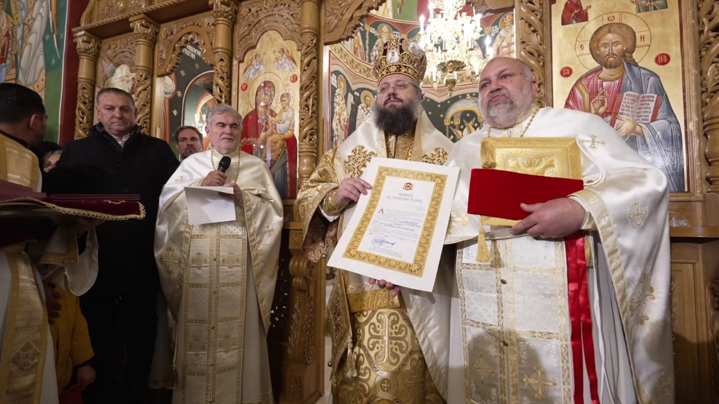 Sfințirea bisericii Parohiei „Tuturor Sfinților Români” din Capitală 347399