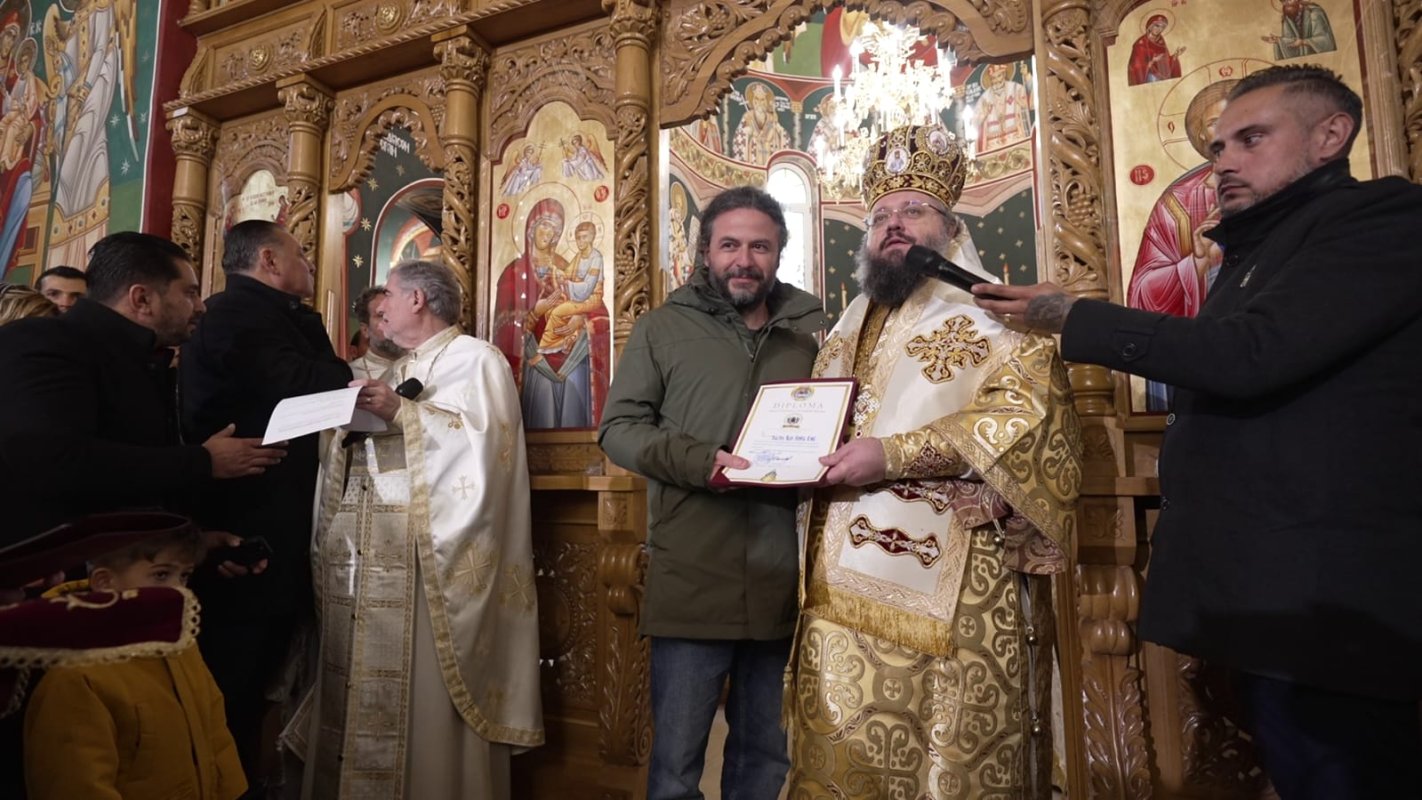 Sfințirea bisericii Parohiei „Tuturor Sfinților Români” din Capitală 347403