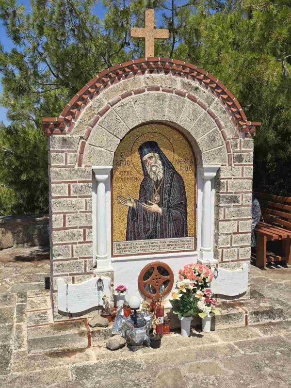 Sfântul Ierarh Nectarie de Eghina - marele taumaturg al zilelor noastre 346738