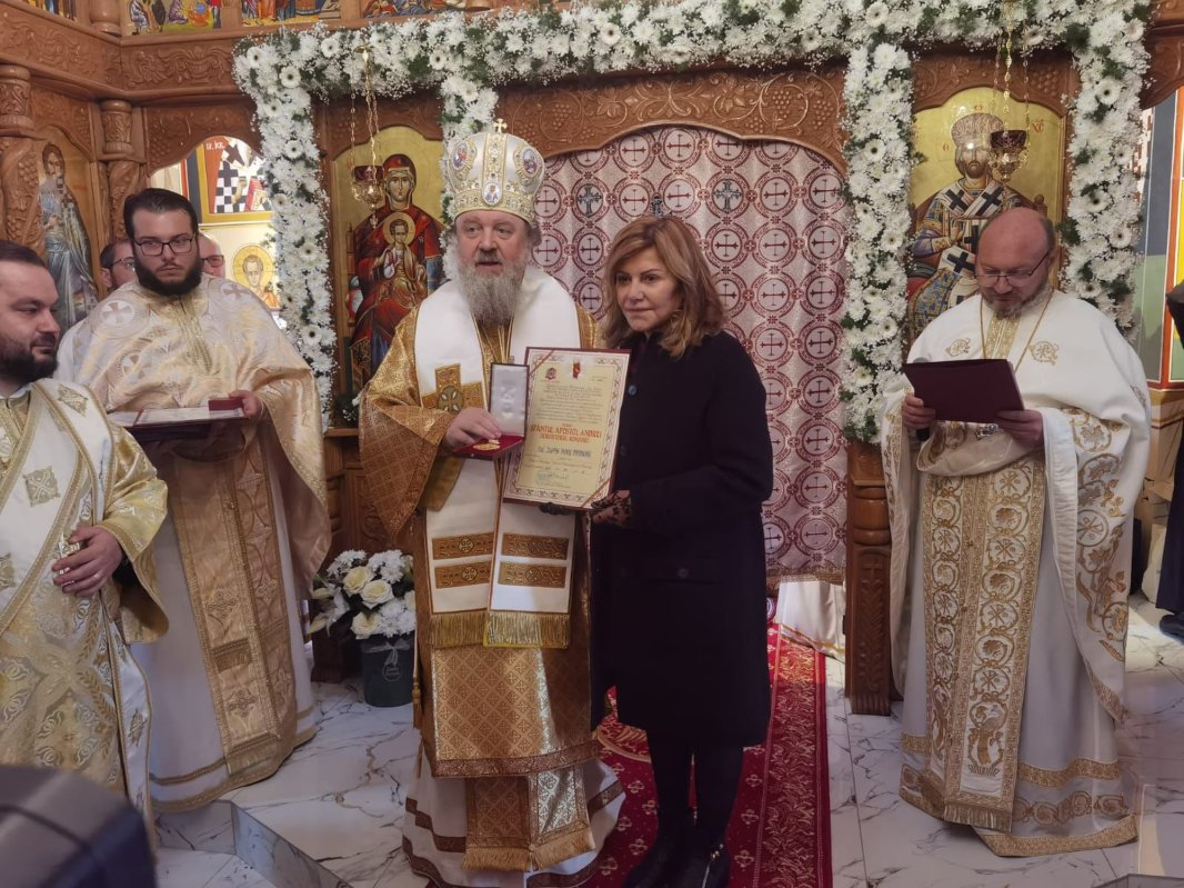 Sfințirea bisericii Parohiei Mărășeasca din judeţul Prahova 347456