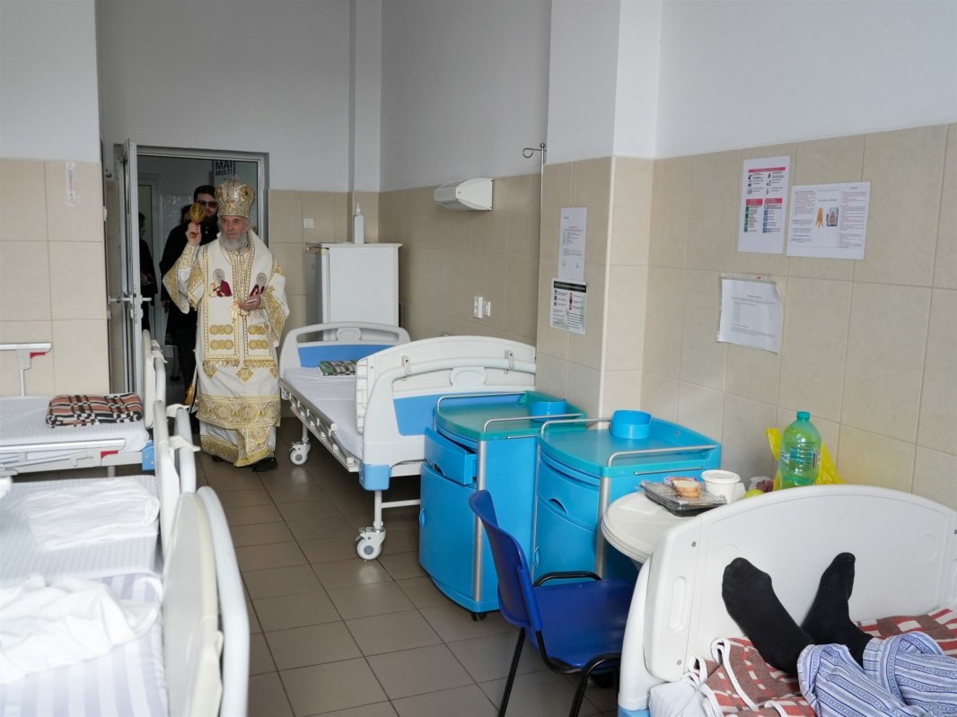 Binecuvântarea capelei Spitalului CFR din orașul Galaţi 347546