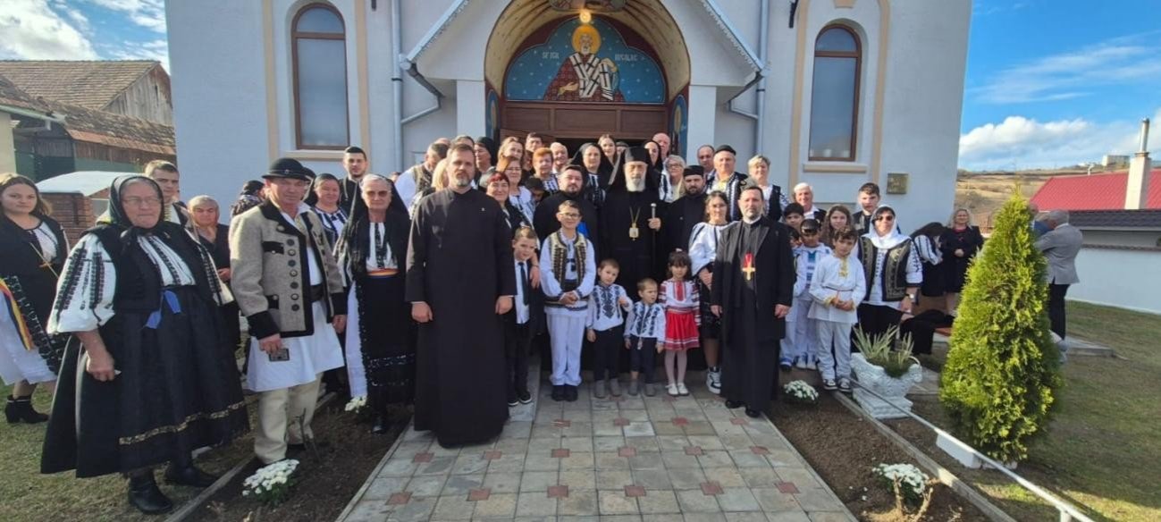 Resfințirea bisericii din Parohia Delenii, Protopopiatul Târnăveni 347624