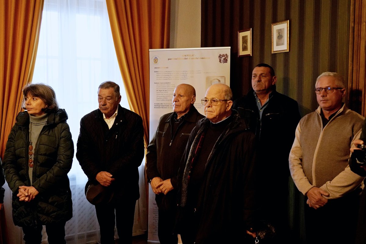 Sfințirea centrului de zi pentru bunici din Miorcani 347638