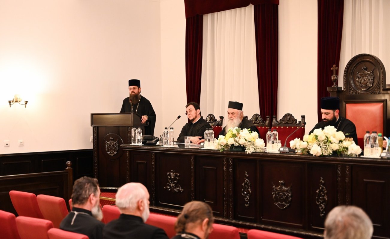 Simpozion teologic internațional în Episcopia Devei și Hunedoarei 347757