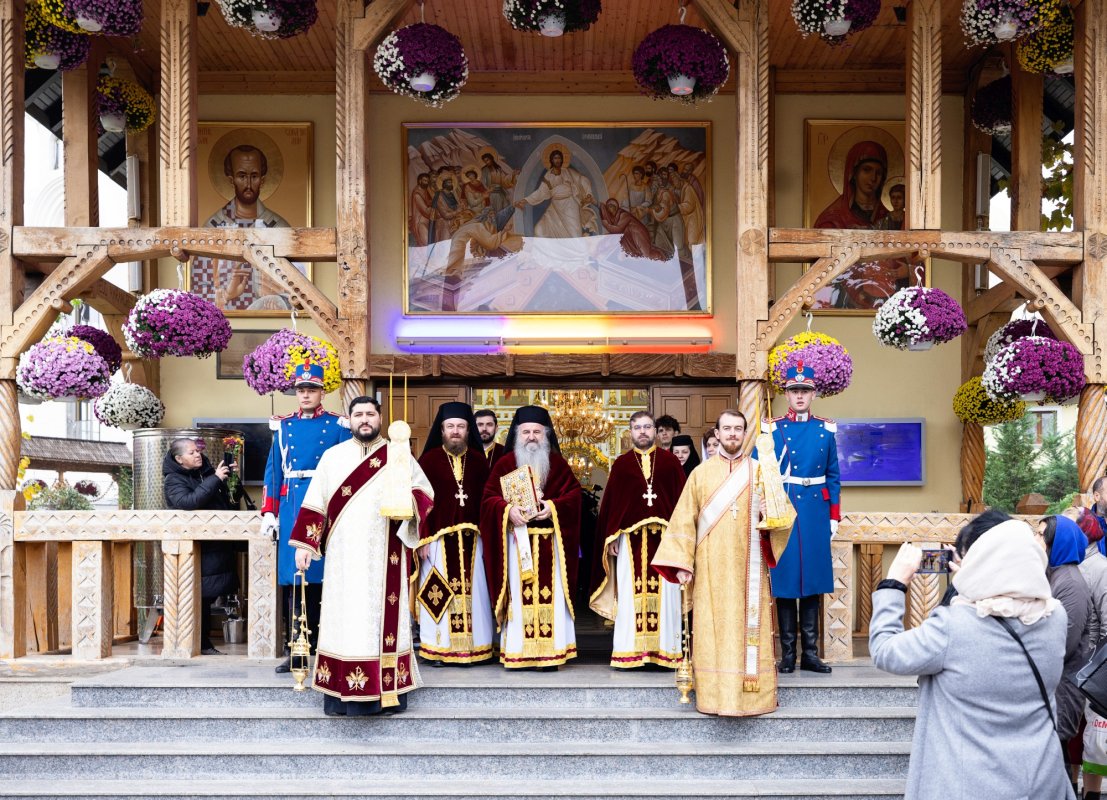 Hramul de toamnă al Paraclisului Catedralei Naționale din București 347941