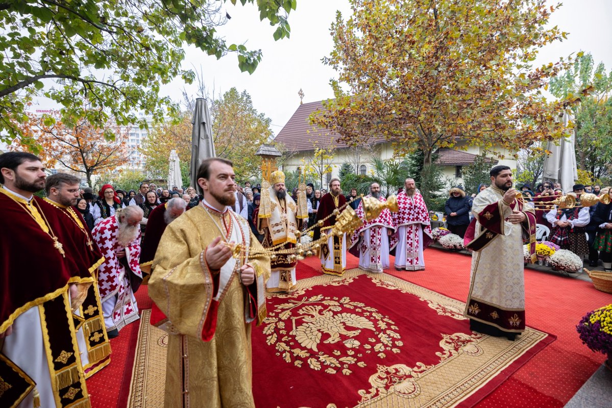 Hramul de toamnă al Paraclisului Catedralei Naționale din București 347949