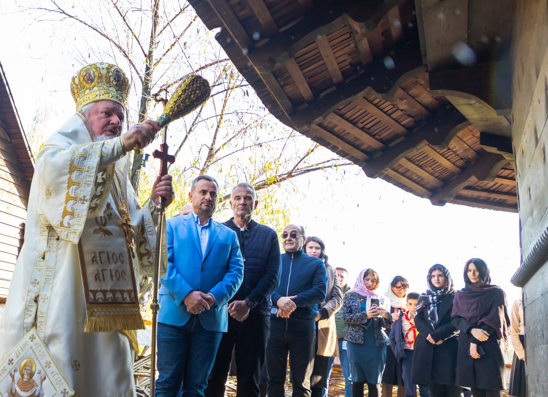 Sfințirea bisericii din cadrul Complexului „Grădina Snagov” 347976