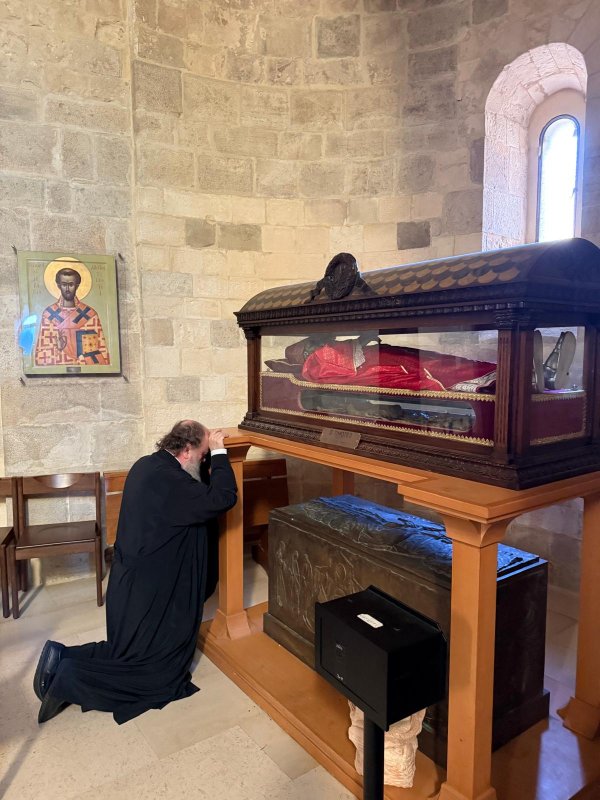 Paşii unui pelerin în adâncurile lumii creştine 348063