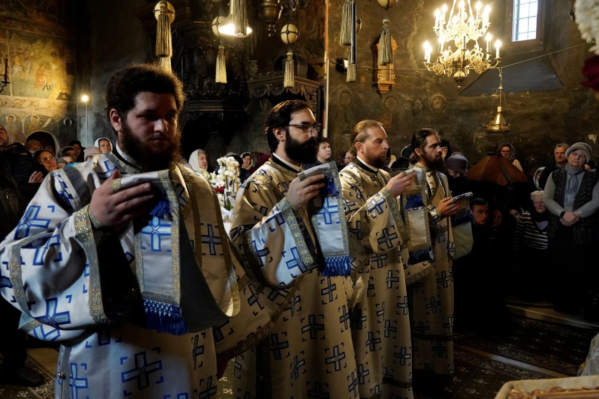 Prăznuirea Sfântului Paisie la Mănăstirea Neamț 348096