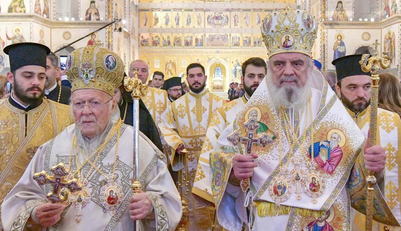 Centenarul Patriarhiei Române, moment de reflecţie asupra responsabilităţii noastre creştine 348085