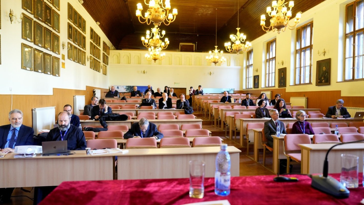 Simpozion Internaţional la Facultatea de Teologie Ortodoxă din Sibiu 348154