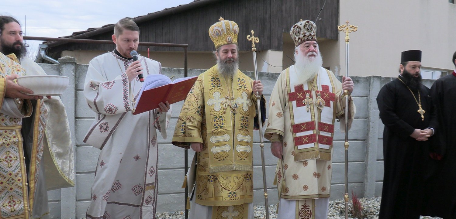 Hramul Parohiei Micherechi din Ungaria 348239